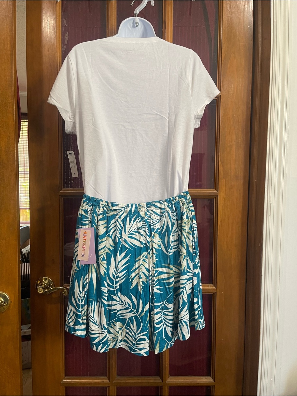 Classic White & Teal Tropical shorts with Scoop Neck Women's Short Set - Picture 3 of 3